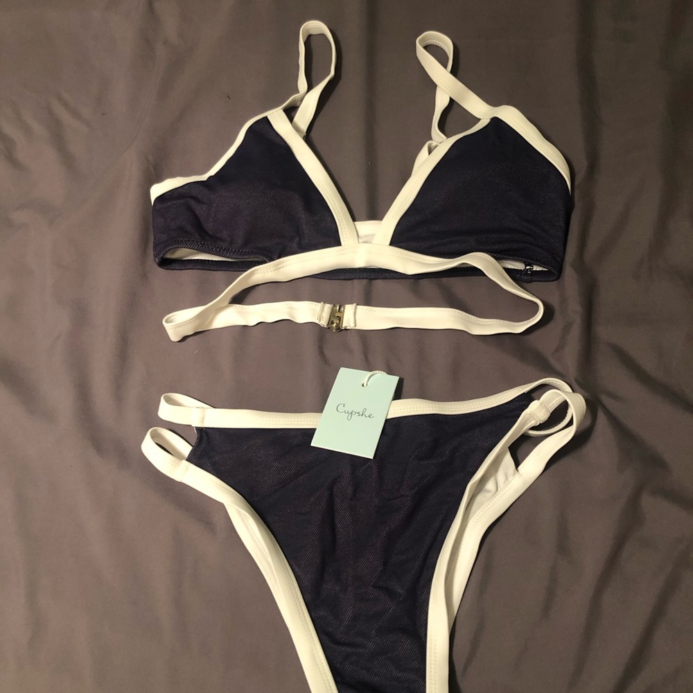 Cupshe bikini- Navy and White